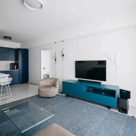Art By Holidays Appartement