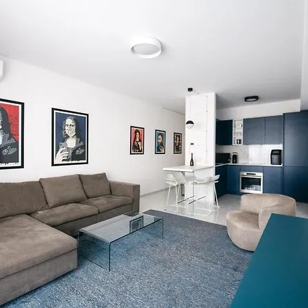 Appartement Art By Holidays *